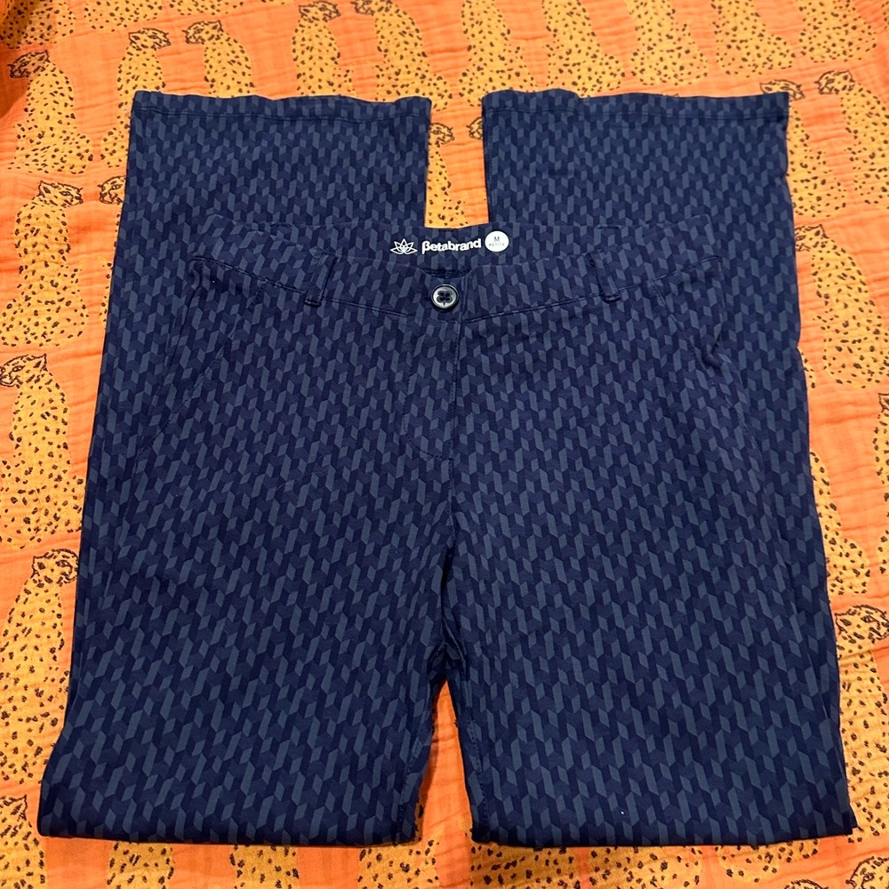 Betabrand yoga work pants - pull on! Size Medium petite